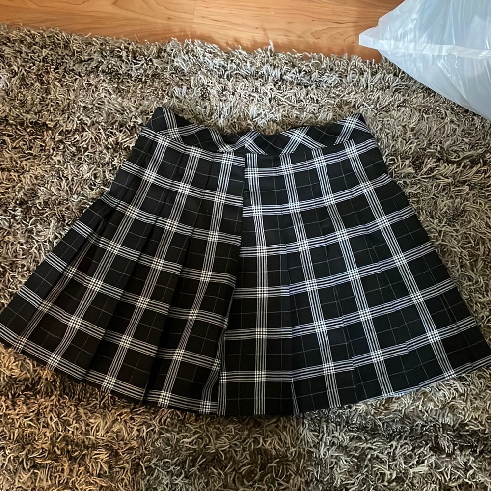 Skirt never worn